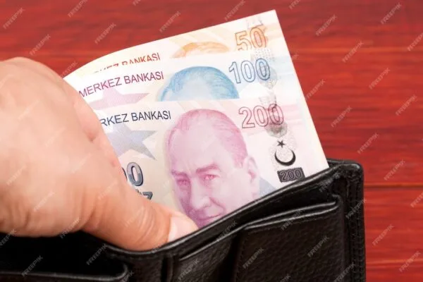 A minimum wage (Asgari Ücreti 2025 ) of 37818 TL has been Announced for 2025