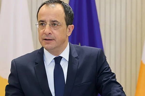 Christodoulides Presents Eight-Point Proposal Package at Leaders’ Meeting.